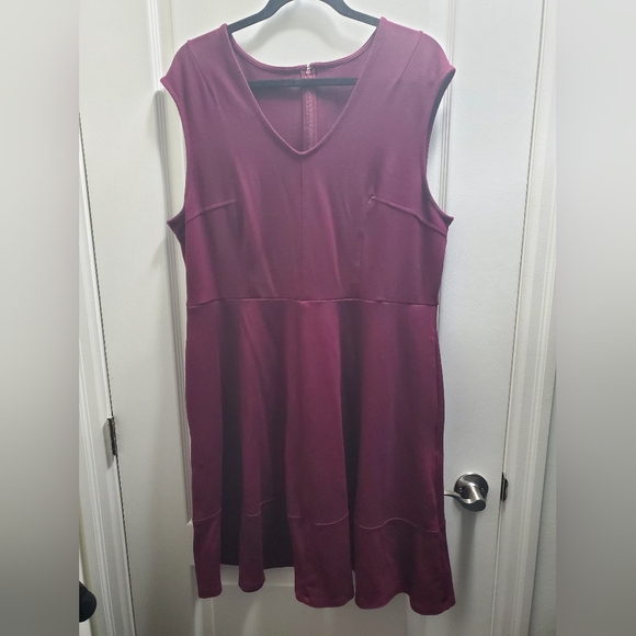 Burgundy heavy knit dress - Picture 1 of 4